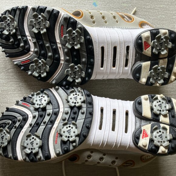Womens ADIDAS Golf Shoes Size 7 Silver and White with Mesh and Cut Outs - Picture 4 of 8